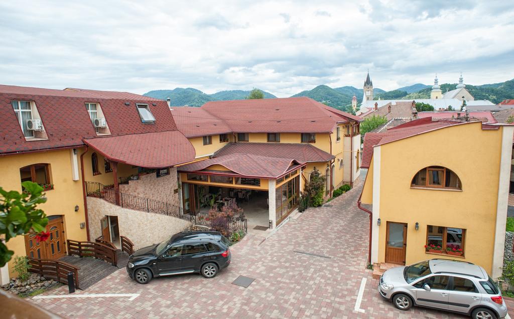 Pension La Fontana Baia Mare Extérieur photo