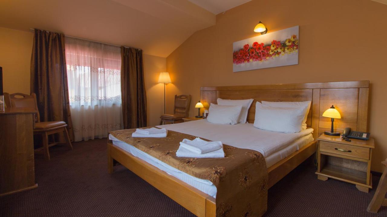 Pension La Fontana Baia Mare Extérieur photo