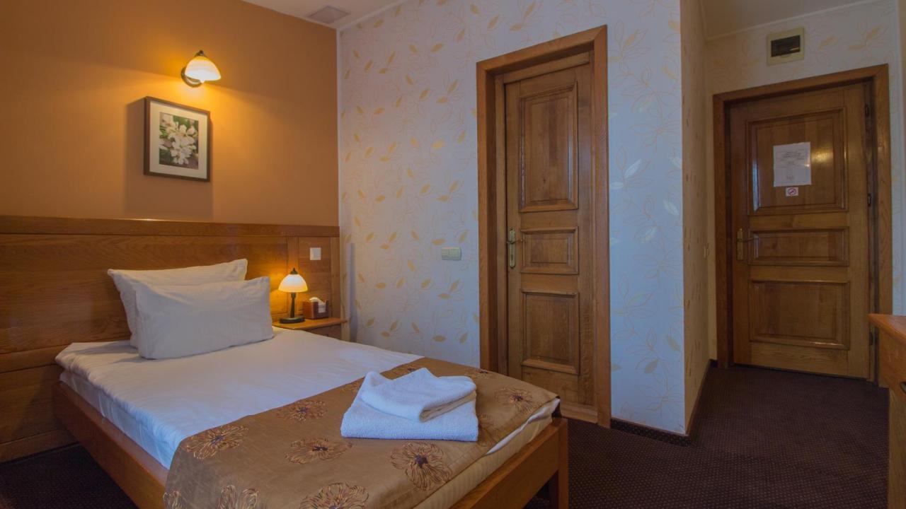 Pension La Fontana Baia Mare Extérieur photo