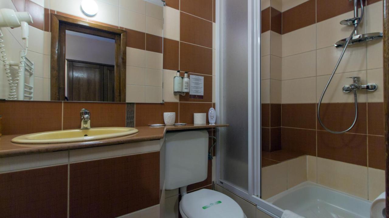 Pension La Fontana Baia Mare Extérieur photo